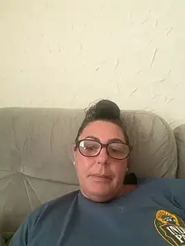Rileyxxx69 online show from 06-12-26, 06:40