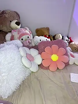 Mericute  online show from 11-21-25, 12:10