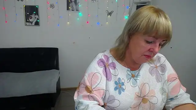 MilenaWedxy online show from 10-08-25, 11:08