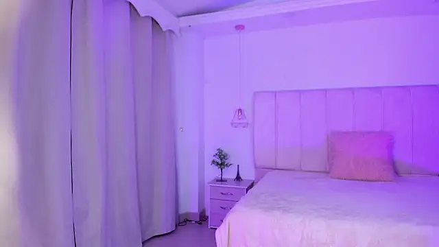 Gyal 8  online show from 03-15-26, 03:34