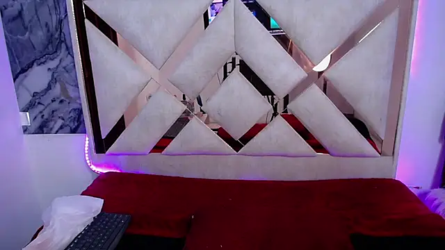 ladymooncs online show from 08-02-26, 09:57