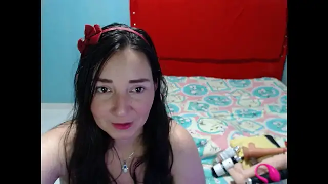 Snapshot of renes-colleen chatting on 09-20-25, 04:57 renes-colleen online show from 09-20-25, 04:57