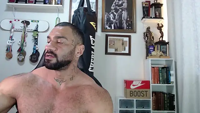 Snapshot of henryhadesflirt chatting on 11-13-25, 06:07 henryhadesflirt online show from 11-13-25, 06:07