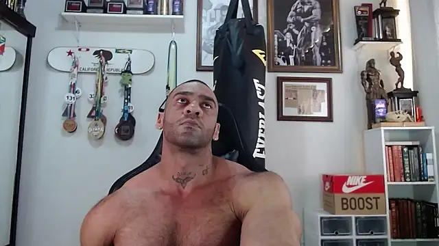 Snapshot of henryhadesflirt chatting on 11-19-25, 12:16 henryhadesflirt online show from 11-19-25, 12:16