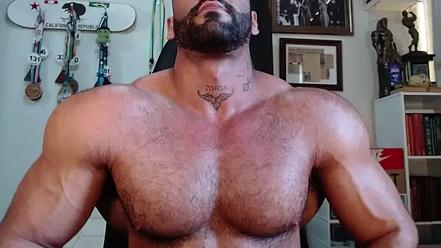 Snapshot of henryhadesflirt chatting on 01-14-26, 06:24 henryhadesflirt online show from 01-14-26, 06:24