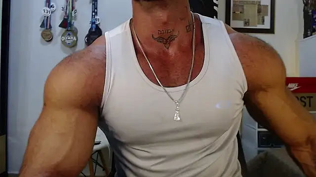 Snapshot of henryhadesflirt chatting on 04-01-26, 07:55 henryhadesflirt online show from 04-01-26, 07:55