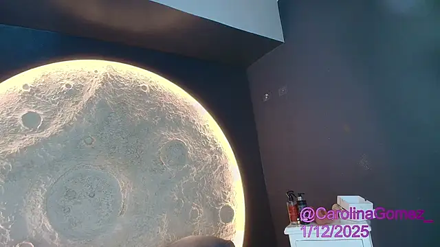 Snapshot of CarolinaGomez_ chatting on 12-03-25, 07:34 CarolinaGomez online show from 12-03-25, 07:34