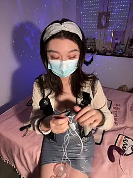 fioralba online show from 10-12-25, 03:22