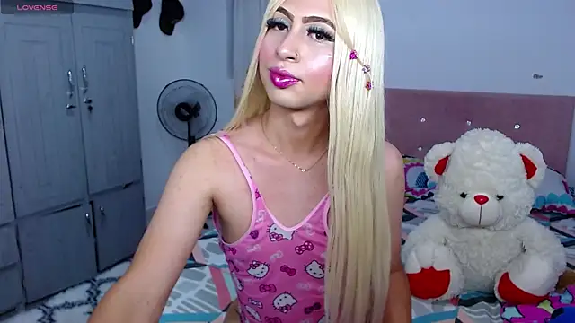 Snapshot of Victoria_Hot_xxx chatting on 10-09-25, 10:19 Victoria Hot xxx online show from 10-09-25, 10:19