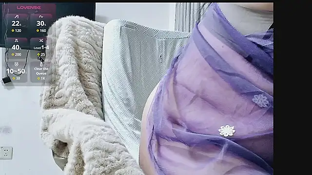 kiki-yuli online show from 09-22-25, 02:41