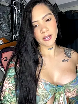 liahouses online show from 10-26-25, 01:11