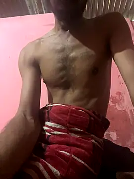 Snapshot of bigdick882488 chatting on 10-28-25, 03:43 bigdick882488 online show from 10-28-25, 03:43