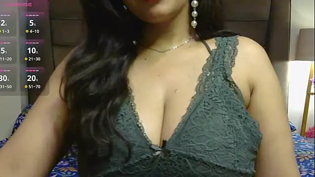 Hey Jully online show from 04-30-26, 06:20