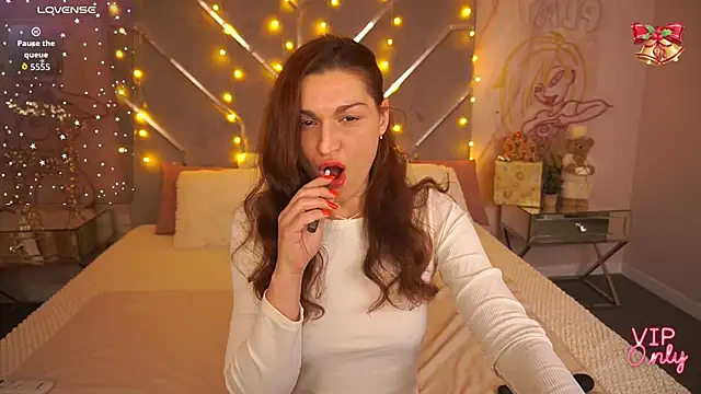 EllaGoldenn online show from 01-13-26, 09:42