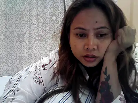 Amarrahlyn online show from 11-18-25, 10:09