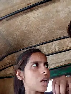 Snapshot of Kiara-Model chatting on 04-02-26, 08:34 Kiara-Model online show from 04-02-26, 08:34