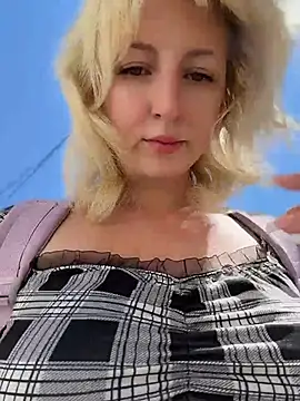 RonnieKiss online show from 06-04-26, 05:24