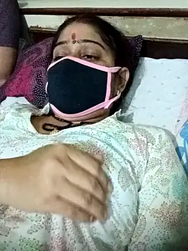 Snapshot of Cute-Charvii chatting on 10-30-25, 09:55 Cute-Charvii online show from 10-30-25, 09:55