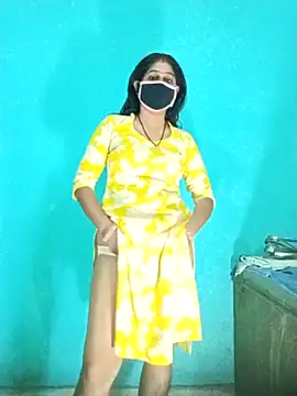 Snapshot of Cute-Charvii chatting on 12-19-25, 03:46 Cute-Charvii online show from 12-19-25, 03:46