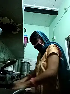 Snapshot of Cute-Charvii chatting on 02-04-26, 01:44 Cute-Charvii online show from 02-04-26, 01:44