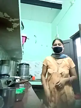 Snapshot of Cute-Charvii chatting on 03-06-26, 01:24 Cute-Charvii online show from 03-06-26, 01:24