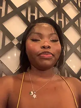 Snapshot of 21shazzy chatting on 09-20-25, 11:28 21shazzy online show from 09-20-25, 11:28