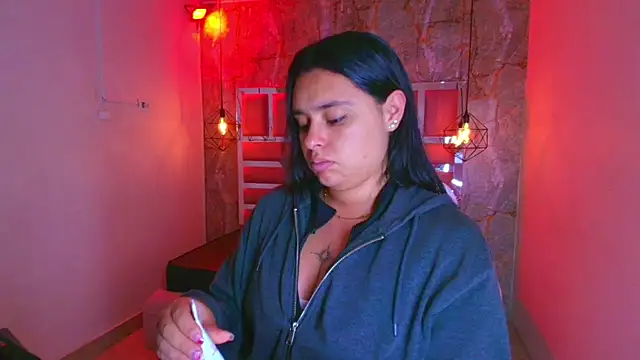 lorem adams online show from 11-11-25, 11:32