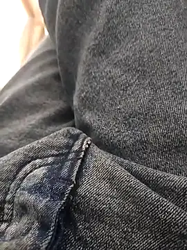 Snapshot of Mizo200 chatting on 09-24-25, 04:21 Mizo200 online show from 09-24-25, 04:21