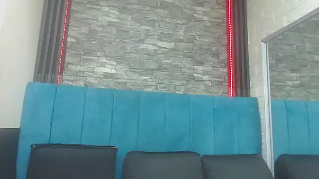 Snapshot of Lil_Rose2006 chatting on 11-18-25, 03:05 Lil Rose2006 online show from 11-18-25, 03:05