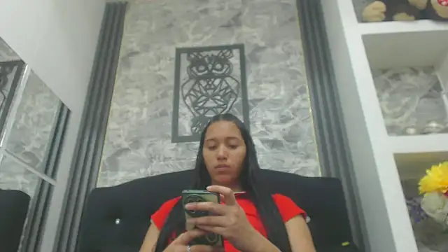 Snapshot of Lil_Rose2006 chatting on 01-10-26, 02:41 Lil Rose2006 online show from 01-10-26, 02:41