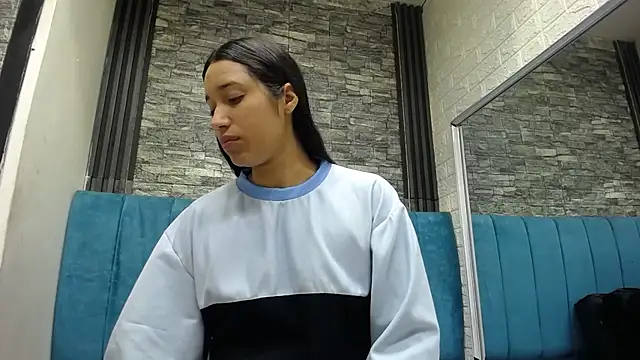 Snapshot of Lil_Rose2006 chatting on 03-02-26, 12:34 Lil Rose2006 online show from 03-02-26, 12:34