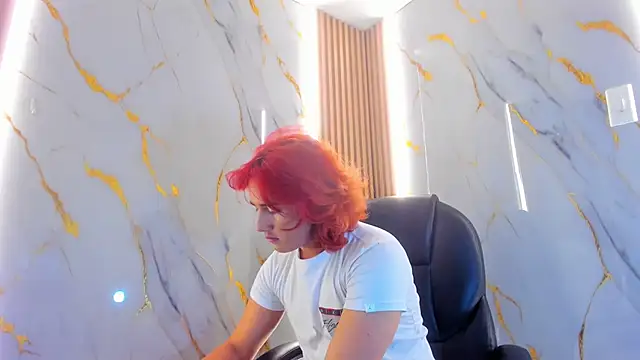 Snapshot of Marian_Cristal chatting on 02-08-26, 04:05 Marian Cristal online show from 02-08-26, 04:05