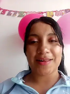 Snapshot of EllaCute_Young chatting on 09-24-25, 09:40 EllaCute Young online show from 09-24-25, 09:40