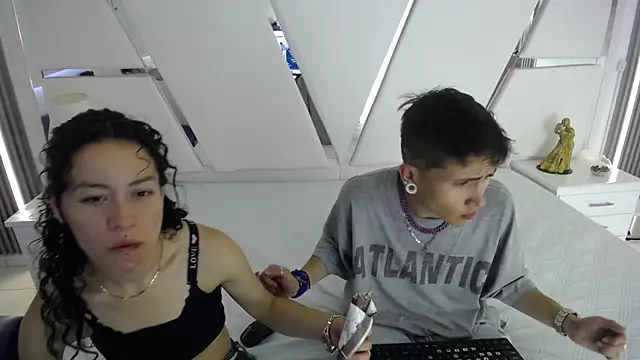 oblivionlove online show from 04-24-26, 09:17