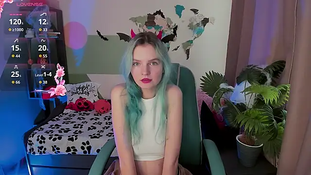 Lika Sky online show from 10-31-25, 11:11