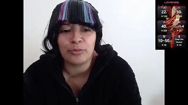 Acelinrose online show from 10-14-25, 03:35