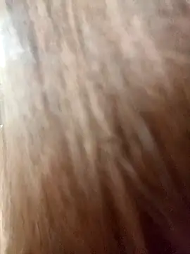 zuzuuLy online show from 10-21-25, 03:24