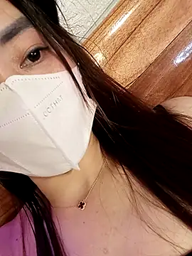 zuzuuLy online show from 11-04-25, 06:56