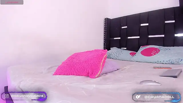 DAYANNAVELEZ online show from 02-18-26, 08:49