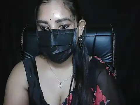 Snapshot of Anusree-Sexy chatting on 06-01-26, 04:52 Anusree-Sexy online show from 06-01-26, 04:52
