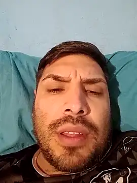 Snapshot of Soy-Barto chatting on 09-24-25, 03:43 Soy-Barto online show from 09-24-25, 03:43