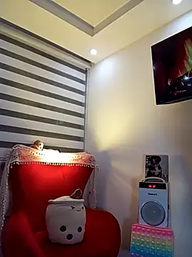 Snapshot of ValeNiitaLuv chatting on 11-16-25, 02:39 ValeNiitaLuv online show from 11-16-25, 02:39