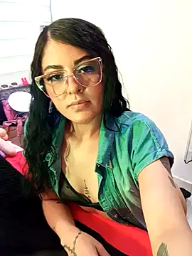 Snapshot of ValeNiitaLuv chatting on 11-29-25, 10:57 ValeNiitaLuv online show from 11-29-25, 10:57