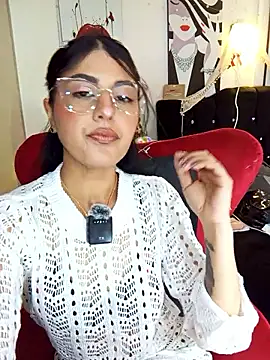 Snapshot of ValeNiitaLuv chatting on 01-13-26, 02:17 ValeNiitaLuv online show from 01-13-26, 02:17