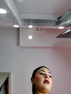 Snapshot of ValeNiitaLuv chatting on 02-01-26, 04:33 ValeNiitaLuv online show from 02-01-26, 04:33