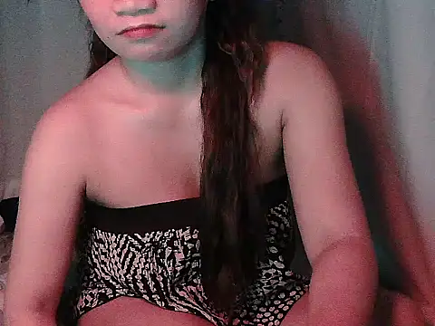 Snapshot of Hot_aya0516 chatting on 12-13-25, 07:53 Hot aya0516 online show from 12-13-25, 07:53