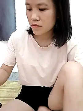 Snapshot of Norah-h chatting on 03-31-26, 04:18 Norah-h online show from 03-31-26, 04:18