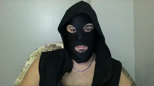 izlebeni  online show from 09-25-25, 07:17