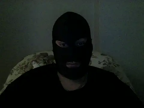 izlebeni  online show from 11-20-25, 01:39