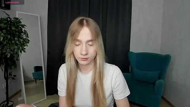 mellisadream online show from 10-15-25, 01:39